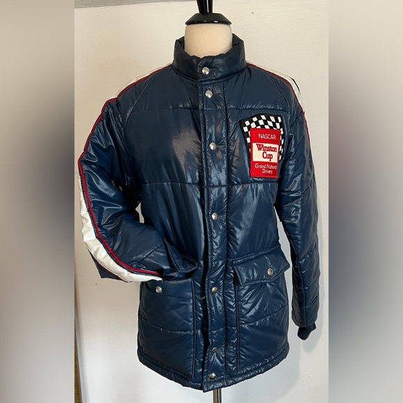 Vintage NASCAR Winston Cup Puffer Jacket || RJ Reynolds Tobacco Company - Picture 3 of 9